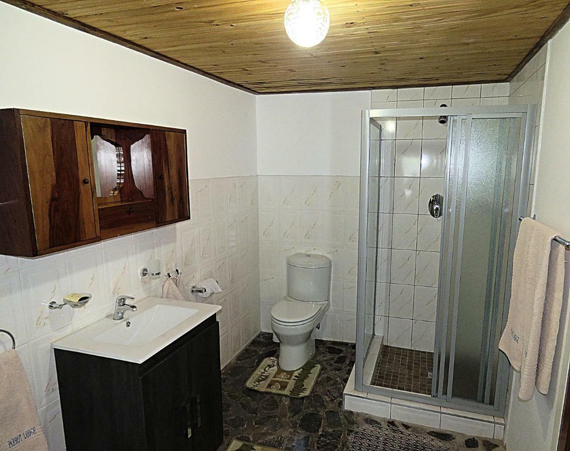 Parrot Lodge Bulawayo Exteriör bild